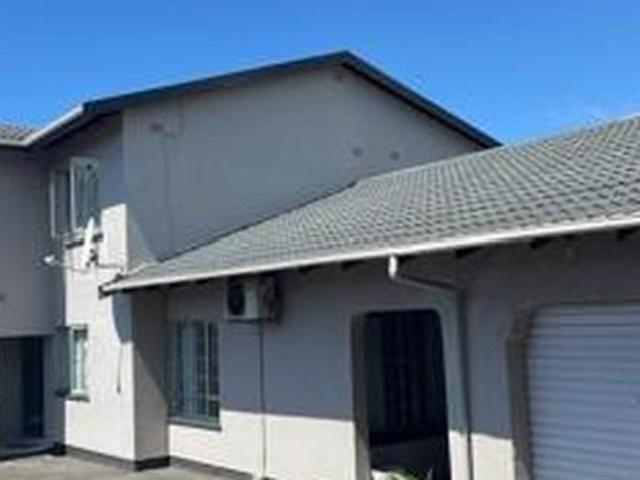 4 Bedroom House in Dawncrest