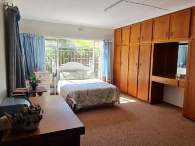 4 Bedroom House in Dan Pienaar