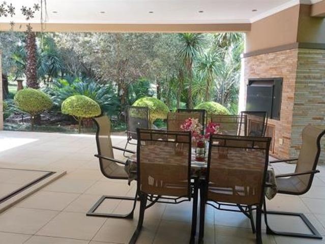 4 Bedroom House in Emfuleni Golf Estate