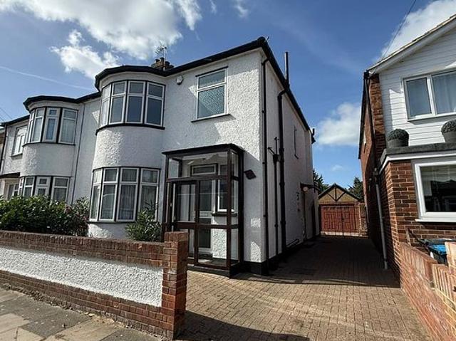 4 bedroom house in Enfield
