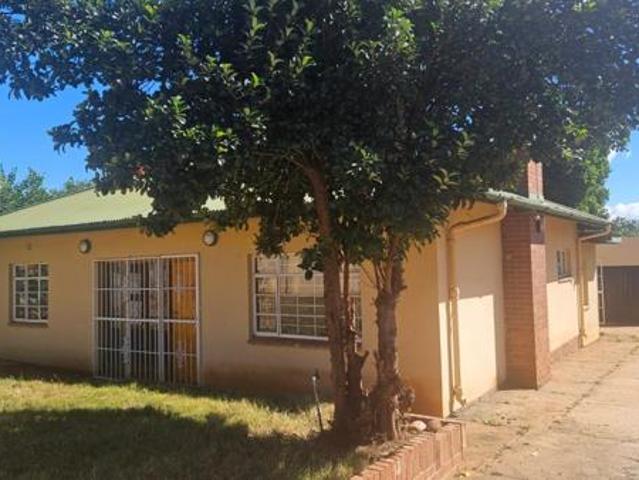 4 Bedroom House in Egerton