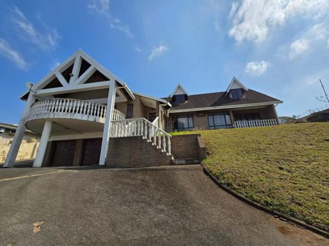 4 Bedroom House in Everest Heights