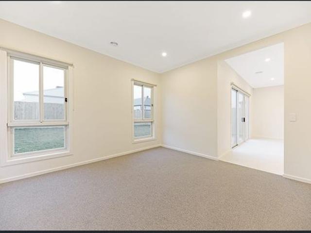 4 Bedroom House in Eynesbury