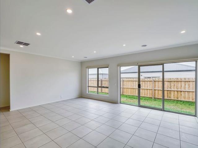 4 Bedroom House in Eynesbury