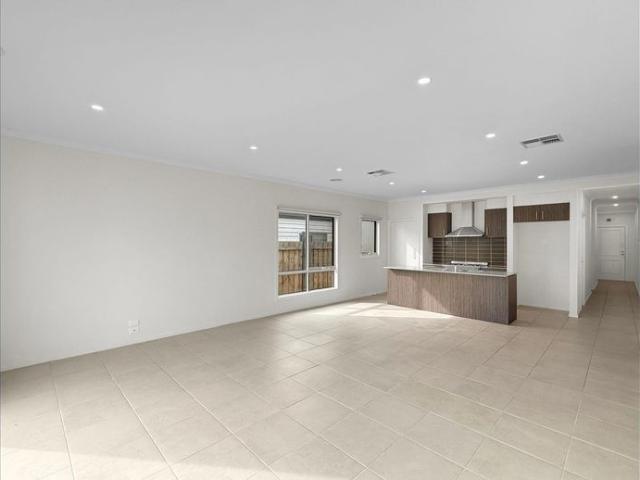 4 Bedroom House in Eynesbury