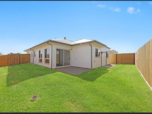 4 Bedroom House in Eynesbury