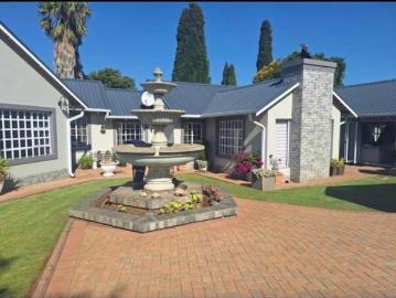 4 Bedroom House in Farrarmere
