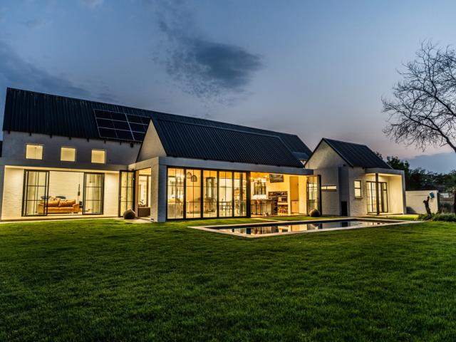 4 Bedroom House in The Ridge