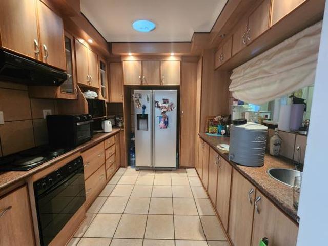 4 Bedroom House in Hadison Park