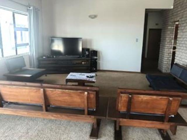 4 Bedroom House in Hibberdene