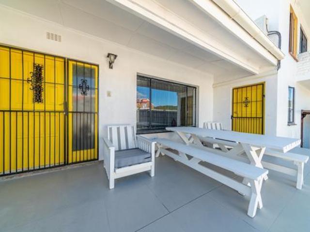 4 Bedroom House in Idasvallei