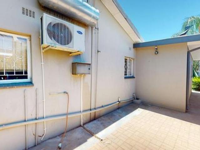 4 Bedroom House in Oosterville