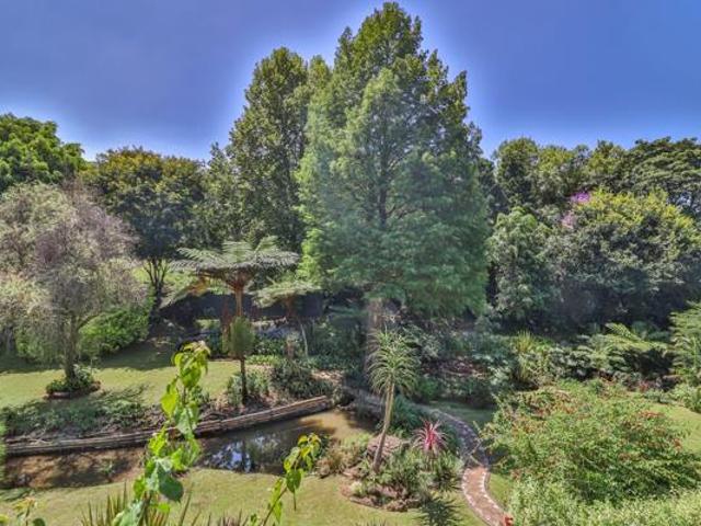 4 Bedroom House in Oak Park