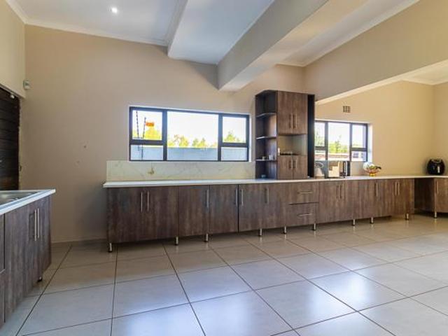 4 Bedroom House in Ohenimuri