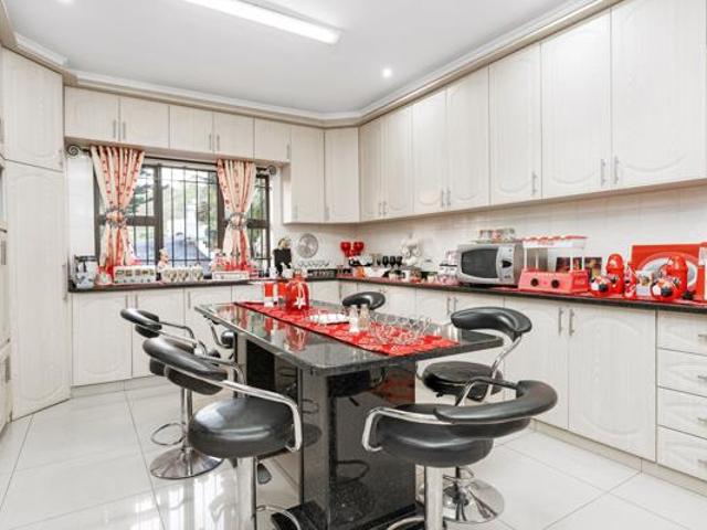 4 Bedroom House in La Mercy