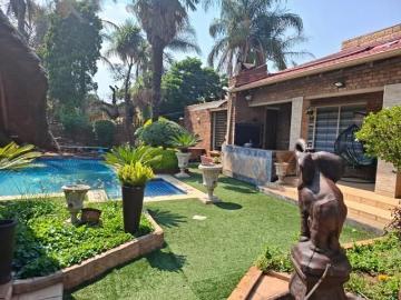 Lakefield, Lesedi Local Municipality, Sedibeng District Municipality, Gauteng, South Africa