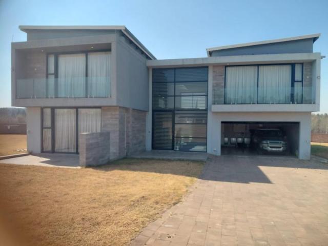 4 Bedroom House in Lanseria