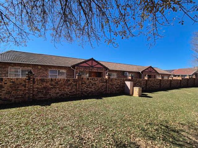 4 Bedroom House in Lennoxton
