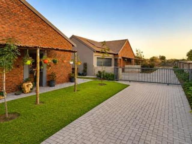 4 Bedroom House in Lephalale Ellisras