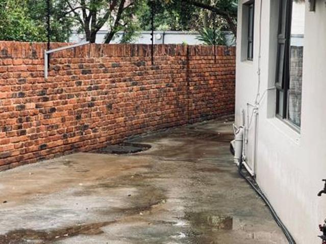 4 Bedroom House in Monument Heights