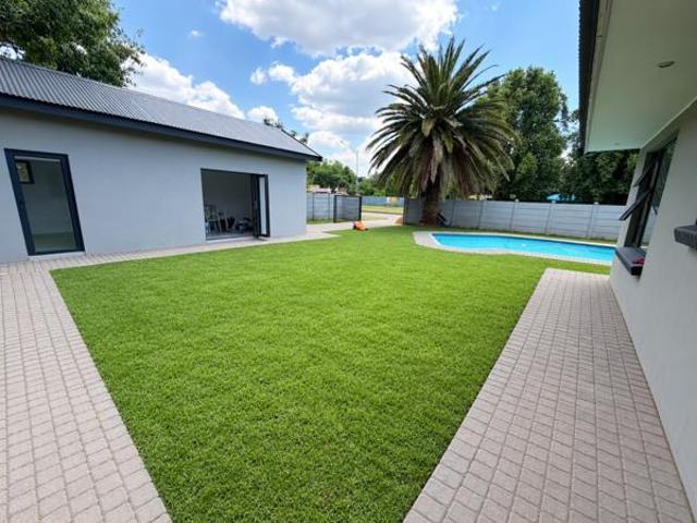 4 Bedroom House in Meyerton Central