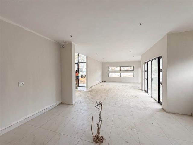 4 Bedroom House in Meerhof