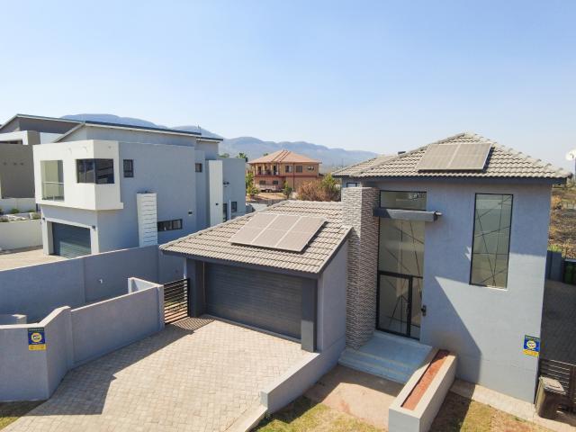 4 Bedroom House in Melodie