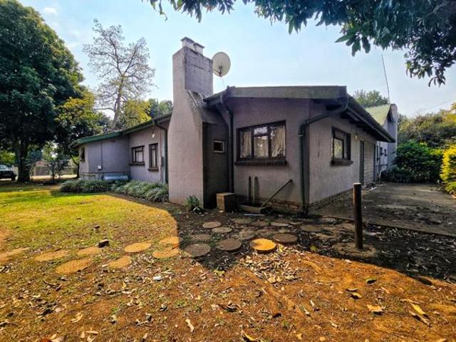 4 Bedroom House in Melmoth