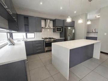 4 Bedroom House in Midstream Hill
