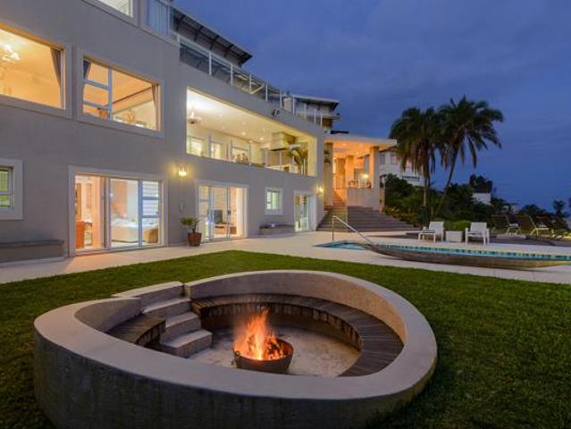 4 Bedroom House in Southbroom