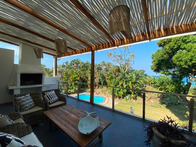 4 Bedroom House in Southbroom