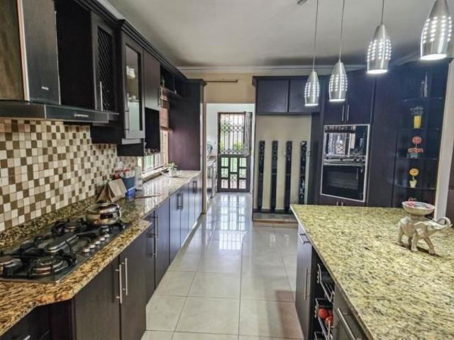 4 Bedroom House in Somerset Park