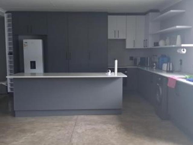 4 Bedroom House in Safari Gardens
