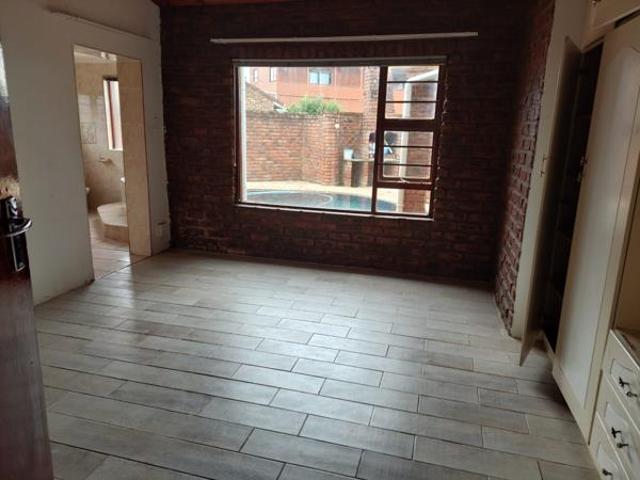 4 Bedroom House in Sea Vale