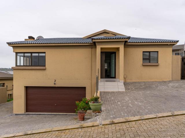 4 Bedroom House in Seemeeu Park