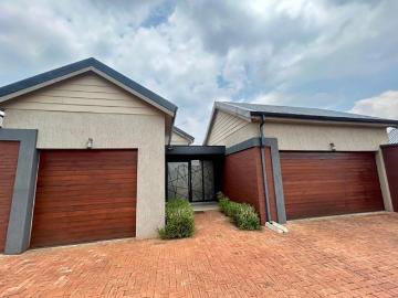 4 Bedroom House in Serengeti