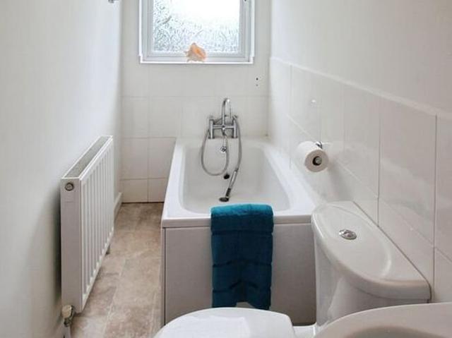 4 bedroom house in Sheffield