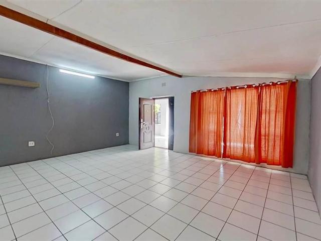 4 Bedroom House in Stilfontein