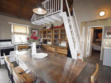 4 Bedroom House in Struisbaai