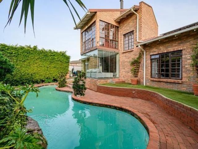4 Bedroom House in Summerstrand