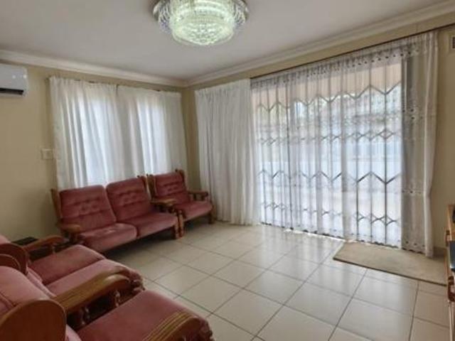 4 Bedroom House in Parkgate