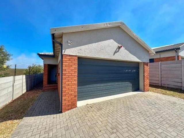 4 Bedroom House in Parsons Vlei