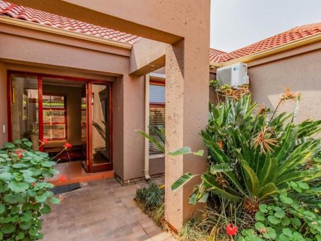 4 Bedroom House in Pecanwood