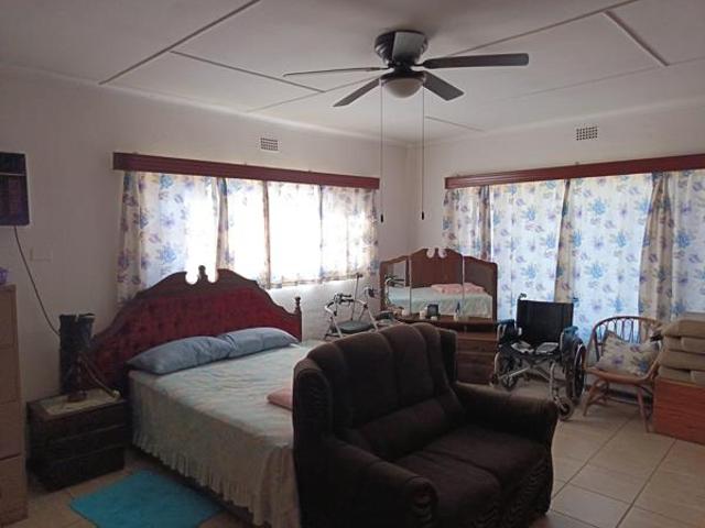 4 Bedroom House in Phalaborwa