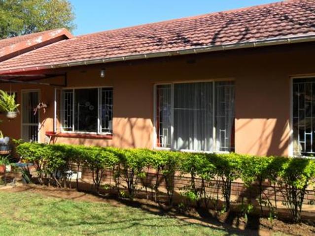 4 Bedroom House in Phalaborwa