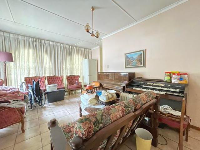 4 Bedroom House in Pioneer Park