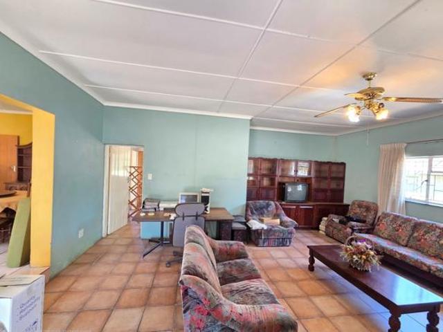4 Bedroom House in Pioneer Park