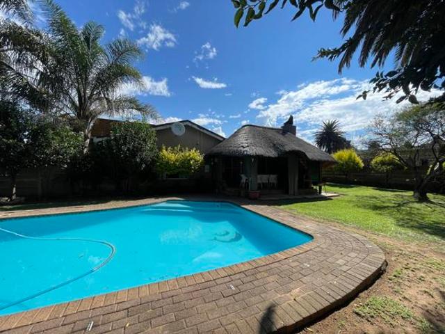 4 Bedroom House in Pioneer Park