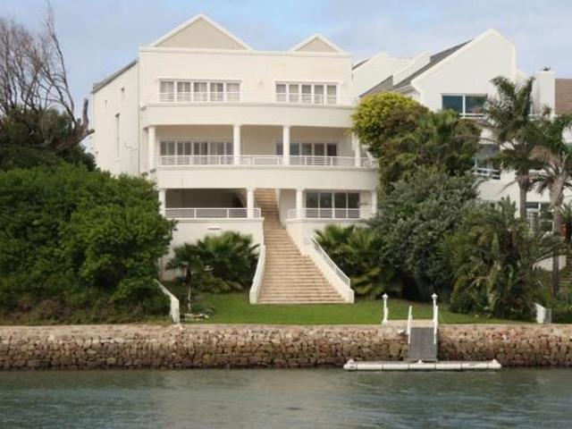 4 Bedroom House in Royal Alfred Marina