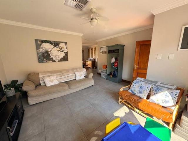 4 Bedroom House in Royldene